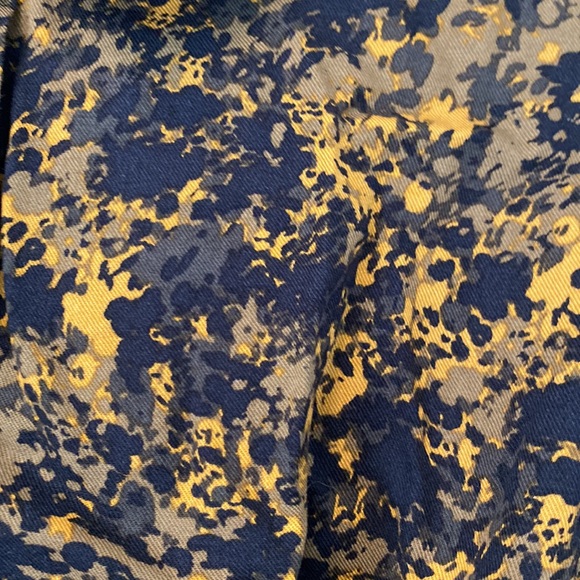 Abstract print long sleeve dress - Picture 6 of 6